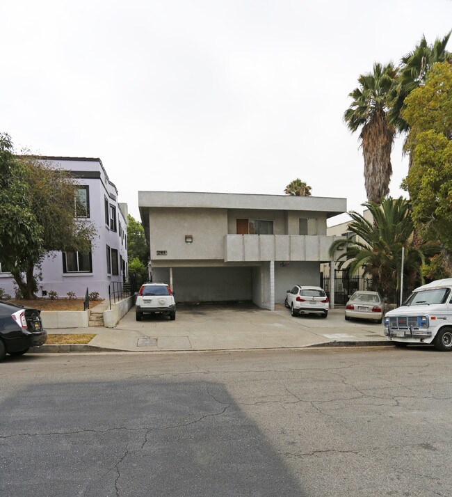 244 S Reno St in Los Angeles, CA - Building Photo - Building Photo