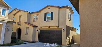 1586 Redwoods Drive Pl in Upland, CA - Building Photo