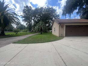 174 Eventide Drive in Orange Park, FL - Foto de edificio - Building Photo