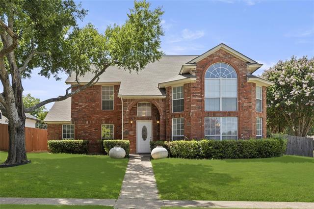 1423 Holveck Dr in Cedar Hill, TX - Building Photo