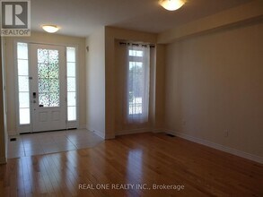 34 Christian Ritter Dr in Markham, ON - Building Photo - Building Photo