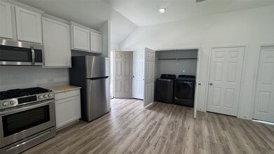 15746 Harding Bend Dr in Atascocita, TX - Building Photo - Building Photo