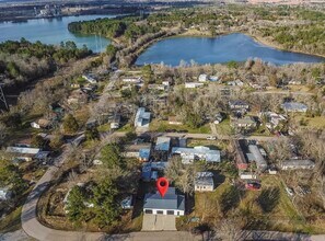 10864 Pecan St in Willis, TX - Building Photo - Building Photo