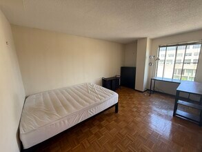 1580 Massachusetts Ave, Unit 8D in Cambridge, MA - Building Photo - Building Photo