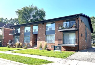 Oakridge Apartments in Ferndale, MI - Foto de edificio - Building Photo