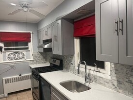 134 Nevada St in Hicksville, NY - Building Photo