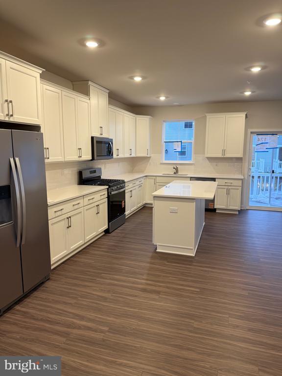 9 Barbine Wy in Bridgeport, PA - Foto de edificio - Building Photo