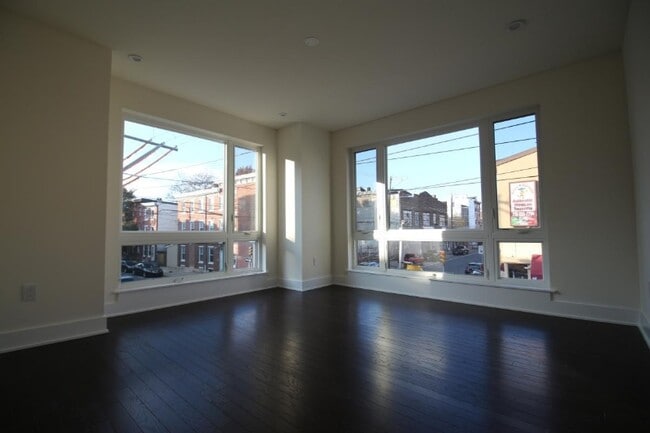 1241 N 5th St in Philadelphia, PA - Foto de edificio - Building Photo