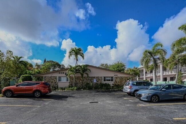 6040 SW 26th St, Unit Unit 1 in Miramar, FL - Building Photo - Building Photo