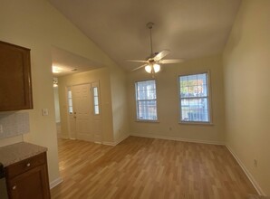 6320 Richfield Ln in Charlotte, NC - Foto de edificio - Building Photo