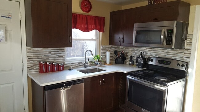2567 E Uintah St in Colorado Springs, CO - Building Photo - Building Photo