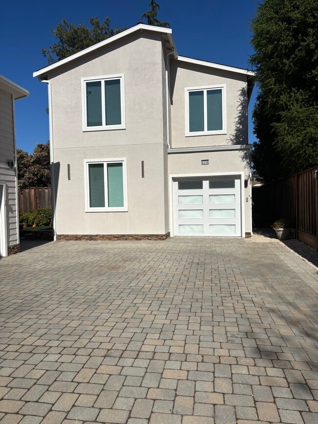 625 Craig Ave, Unit B in Campbell, CA - Foto de edificio - Building Photo