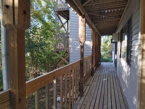 415 S Van Buren St in Iowa City, IA - Building Photo - Building Photo