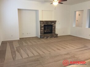 11012 Dawson Falls Ave in Bakersfield, CA - Building Photo - Building Photo