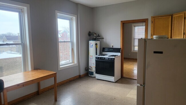 3216 S Morgan St-Unit -3R in Chicago, IL - Building Photo - Building Photo