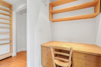 2311 4th St, Unit 304 in Santa Monica, CA - Foto de edificio - Building Photo