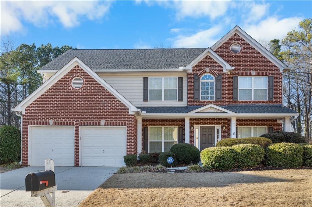 1360 Silvergate Dr in Mableton, GA - Building Photo