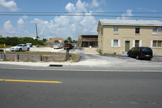 Surfside Apartments in Fernandina Beach, FL - Building Photo - Building Photo