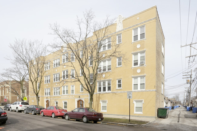 2720-2724 W Glenlake Ave in Chicago, IL - Building Photo - Building Photo