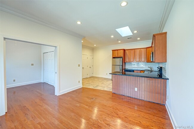 328A Main St in Huntington, NY - Building Photo - Building Photo