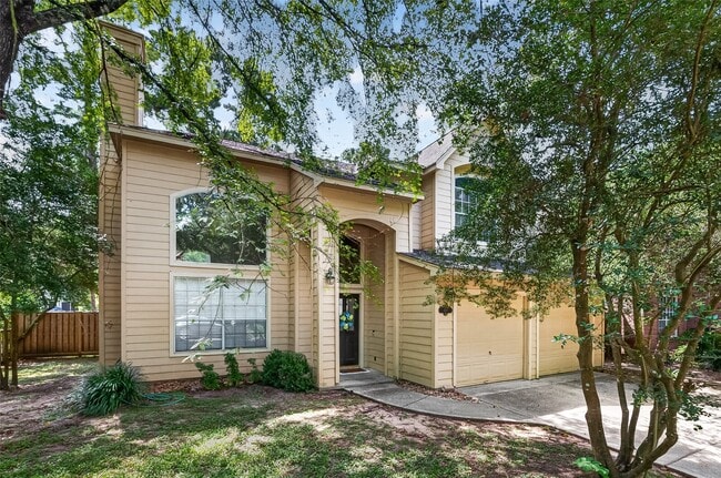 property at 150 Wisteria Walk Cir