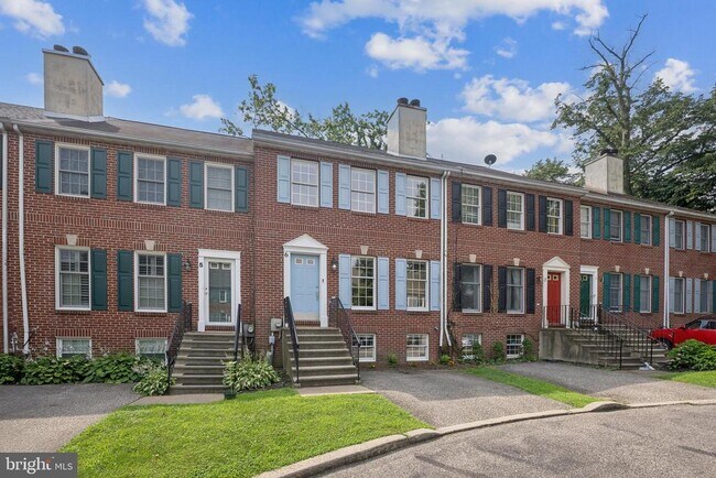 5400 Wissahickon Ave in Philadelphia, PA - Building Photo - Building Photo