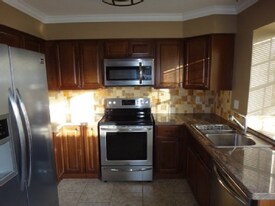 4601 N 102nd Ave in Phoenix, AZ - Building Photo