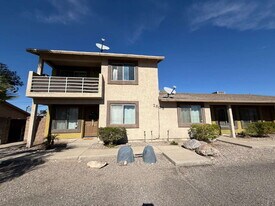 2805 Colibri Courte in Bullhead City, AZ - Building Photo