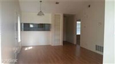 2529 Hickory Dr in College Station, TX - Building Photo - Building Photo