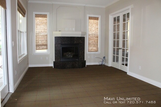 40 Madison St-Unit -#103 in Denver, CO - Building Photo - Building Photo