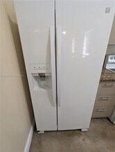 10214 SW 175th St in Miami, FL - Building Photo - Building Photo