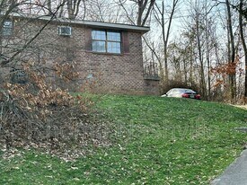 455 Cedarvalley Dr in Nashville, TN - Building Photo