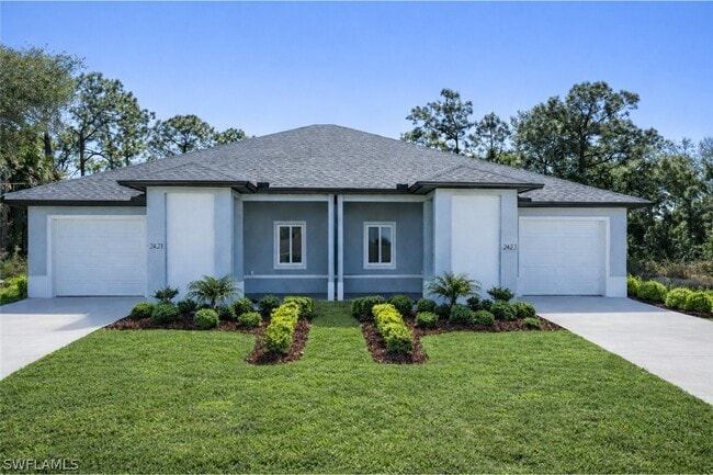 2421 Milton Ave S in Lehigh Acres, FL - Building Photo - Building Photo