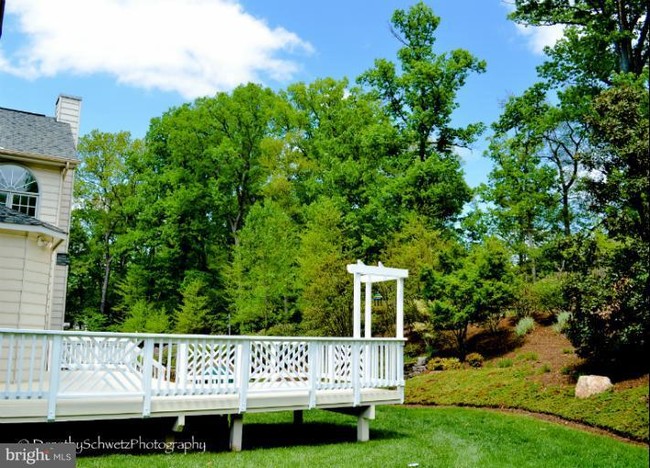 9116 Tetterton Ave in Vienna, VA - Building Photo - Building Photo