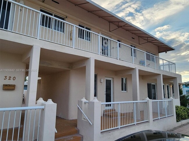 property at 320 New York St