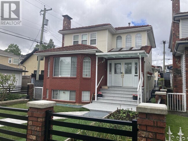 7233 Berkeley St in Vancouver, BC - Building Photo - Building Photo