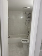 10851 SW 2nd St, Unit K202 in Miami, FL - Foto de edificio - Building Photo