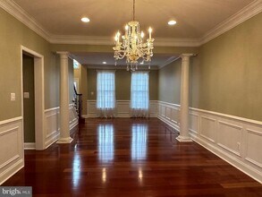 3215 Spring Rain Ct in Herndon, VA - Building Photo - Building Photo