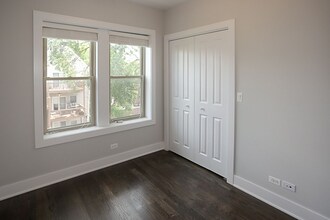 3920 N Janssen Ave, Unit 3E in Chicago, IL - Foto de edificio - Building Photo