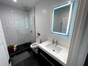 77 Broad St in San Francisco, CA - Building Photo - Building Photo