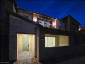 2463 Altitude St in Las Vegas, NV - Building Photo - Building Photo