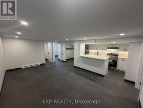 813 Norton Ave in Ottawa, ON - Building Photo - Building Photo