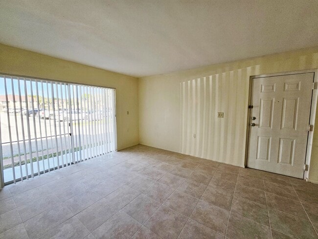 1153 Lake Victoria Dr