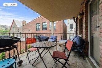 21-14 33rd St in Queens, NY - Building Photo - Building Photo