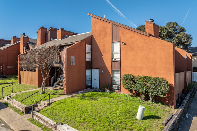 The Lofts in Dallas, TX - Building Photo - Primary Photo