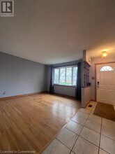 24 Elmsdale Dr in Kitchener, ON - Building Photo - Building Photo