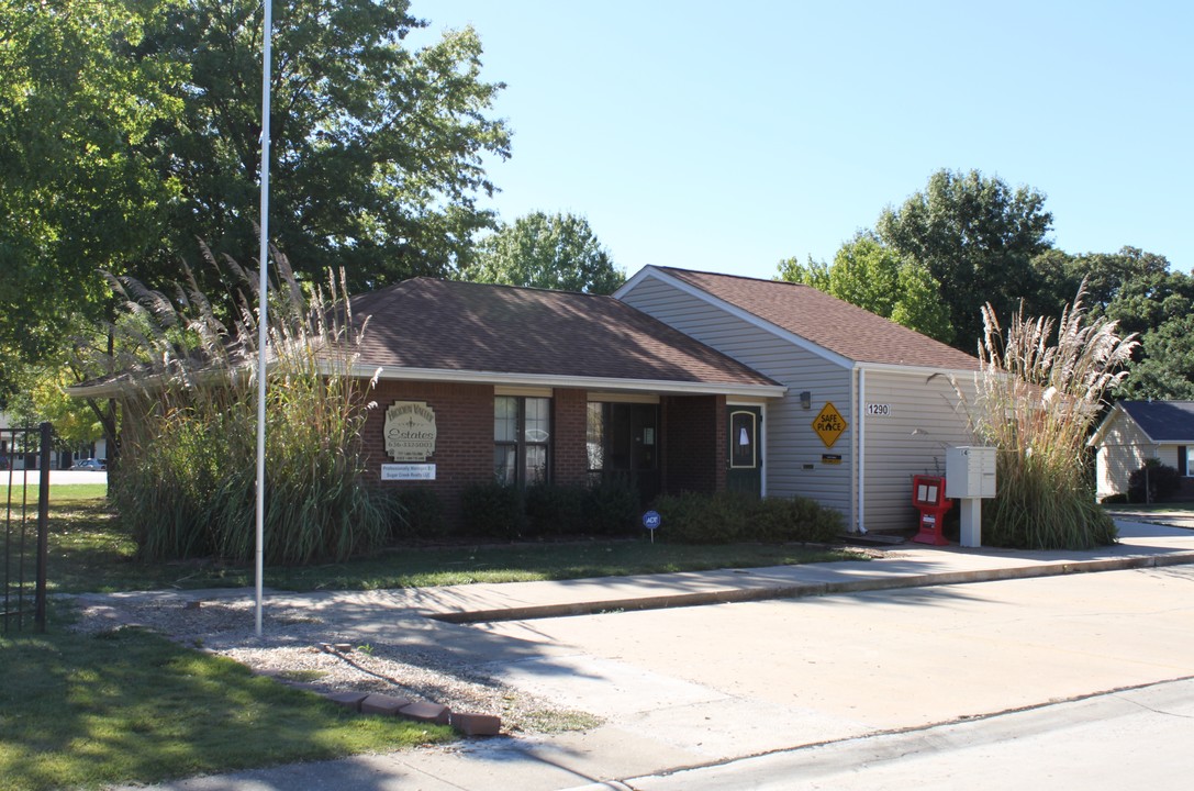 Hidden Valley Apartments in Wentzville, MO - Building Photo