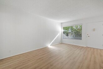 934 6th St in Santa Monica, CA - Building Photo - Building Photo