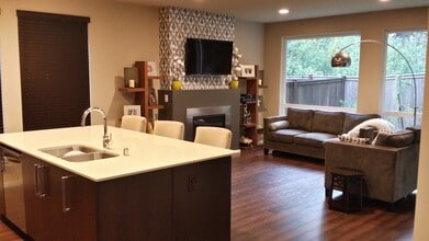 2707 122nd Place SE in Everett, WA - Building Photo - Building Photo