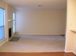 7 Blue Fox Ct in Spring, TX - Building Photo - Building Photo